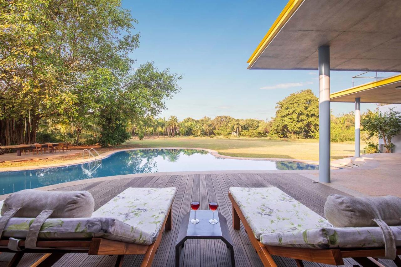 Jay House By Stayvista - Leisure Oasis With Pool, Snooker, Table Tennis & Foosball Fun Alībāg Extérieur photo