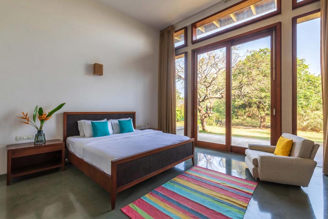 Jay House By Stayvista - Leisure Oasis With Pool, Snooker, Table Tennis & Foosball Fun Alībāg Extérieur photo