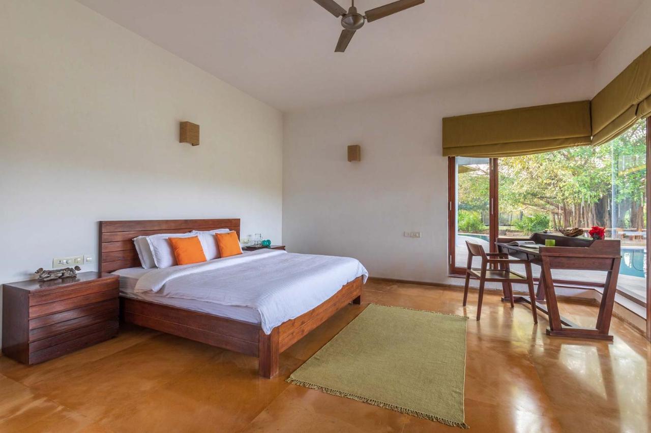 Jay House By Stayvista - Leisure Oasis With Pool, Snooker, Table Tennis & Foosball Fun Alībāg Extérieur photo